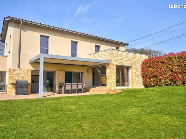 Maison 6 pièces 173 m²