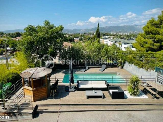 Maison 6 pièces 173 m²