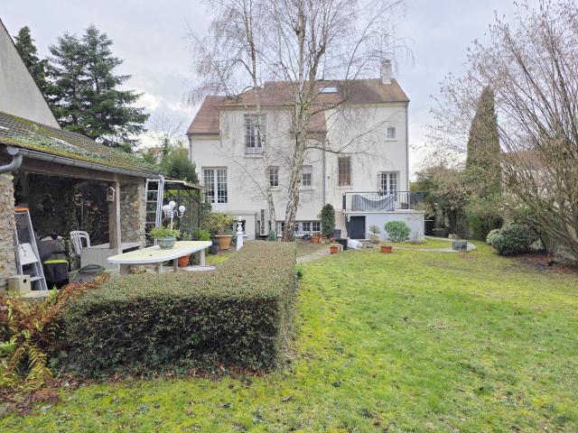 Maison 6 pièces 173 m²