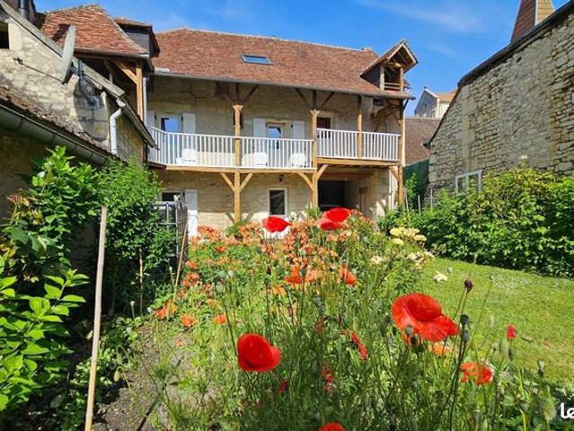 Maison 6 pièces 184 m²