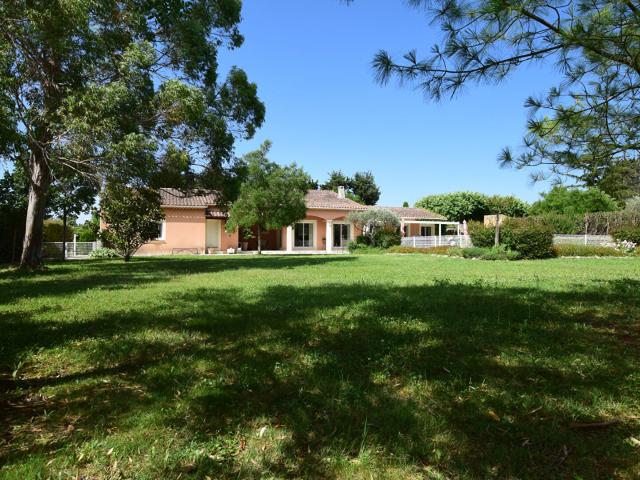 Maison 6 pièces 184 m²