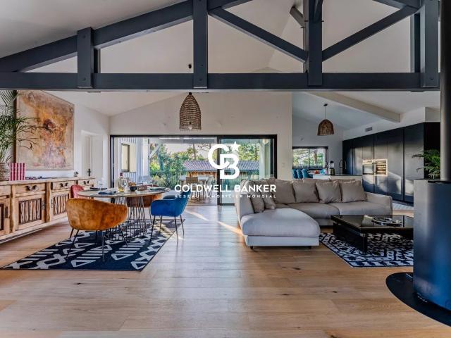 Maison 6 pièces 184 m²