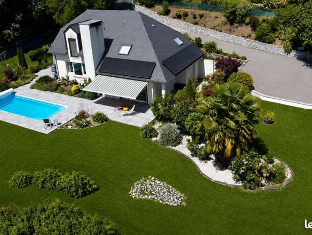 Maison 6 pièces 184 m²