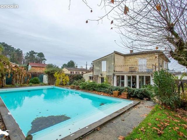 Maison 6 pièces 184 m²