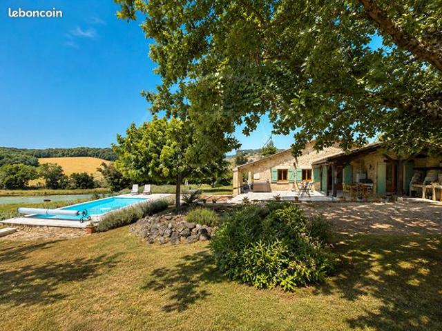 Maison 6 pièces 184 m²