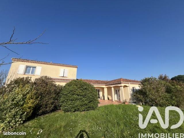 Maison 6 pièces 184 m²