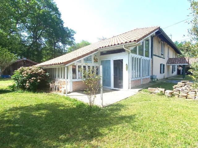 Maison 6 pièces 184 m²