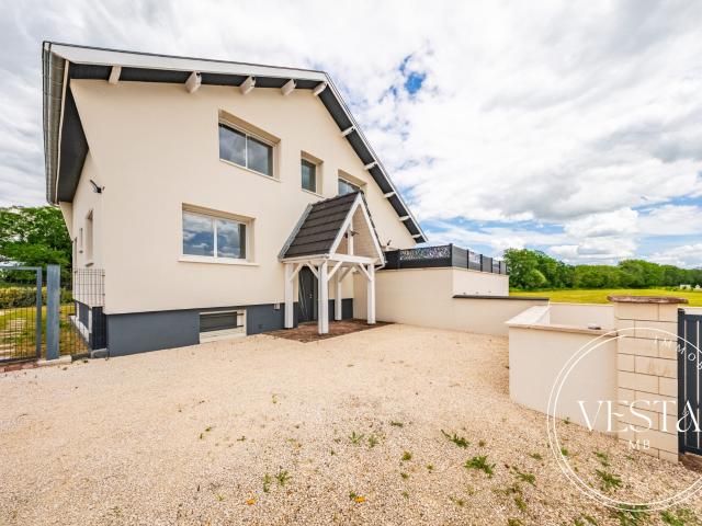 Maison 6 pièces 184 m²