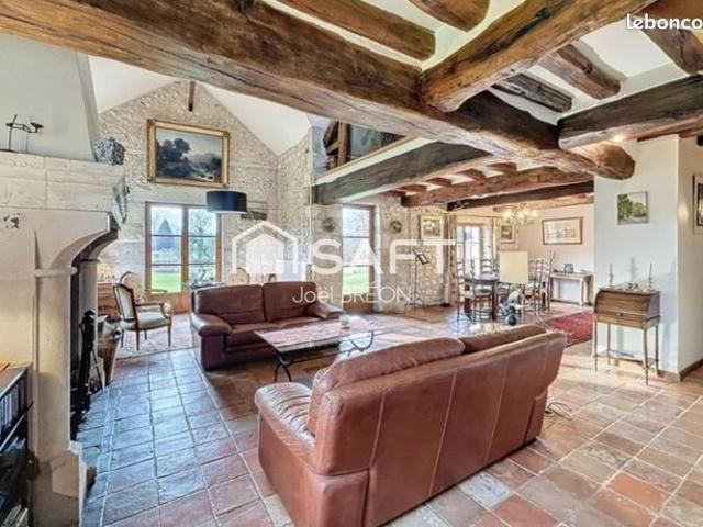 Maison 6 pièces 184 m²