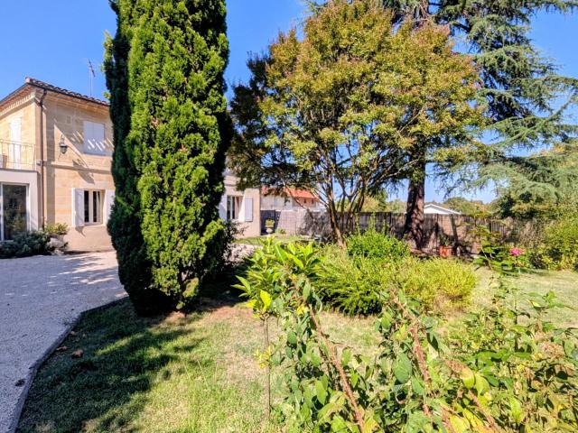 Maison 6 pièces 184 m²