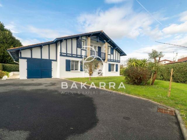 Maison 6 pièces 184 m²