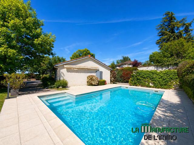 Maison 6 pièces 184 m²