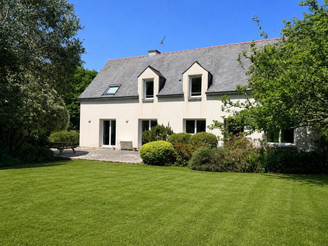 Maison 6 pièces 184 m²