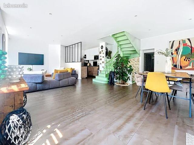 Maison 6 pièces 184 m²