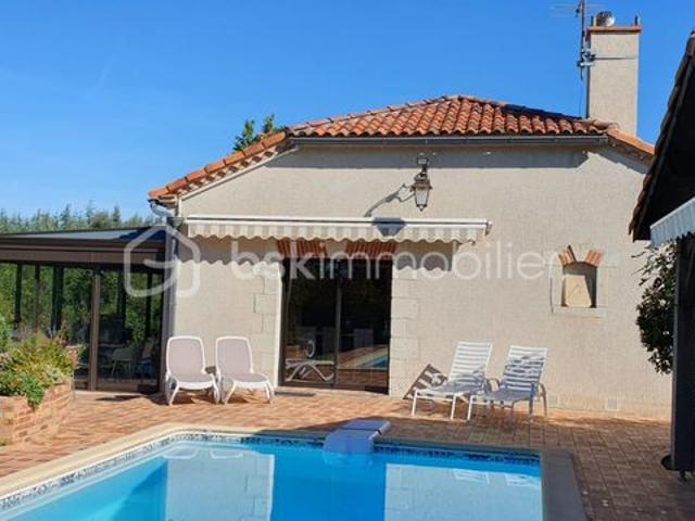 Maison 6 pièces 184 m²