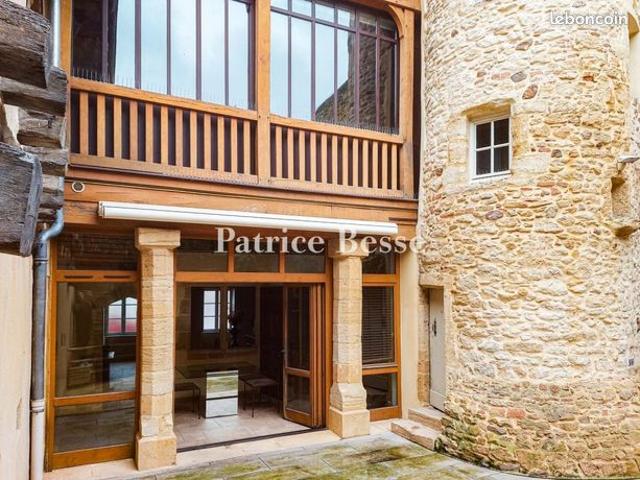 Maison 6 pièces 184 m²