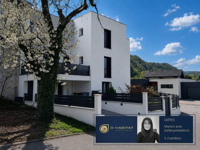 Maison 6 pièces 184 m²