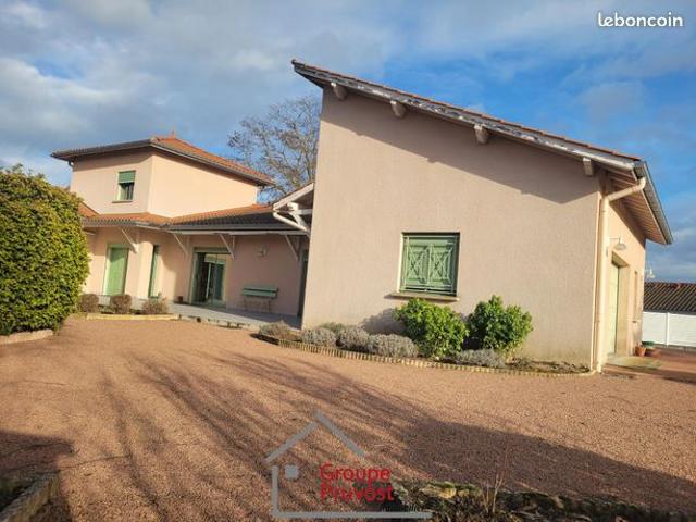 Maison 6 pièces 184 m²