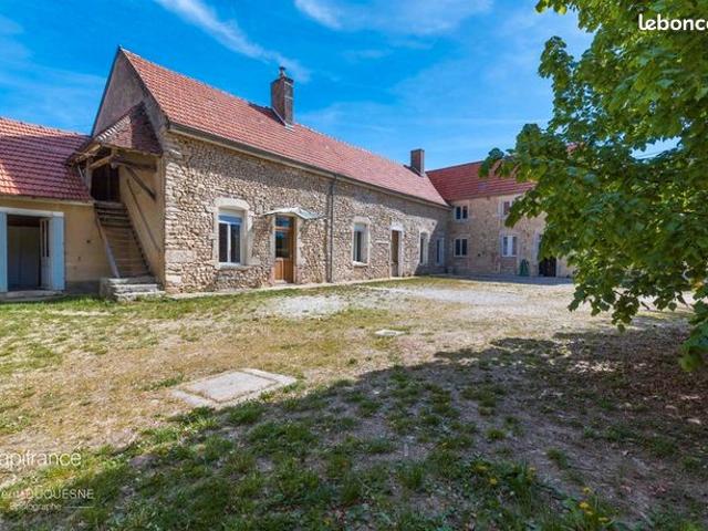 Maison 6 pièces 184 m²
