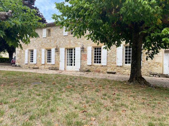 Maison 6 pièces 184 m²