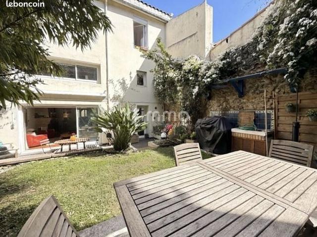 Maison 6 pièces 185 m²