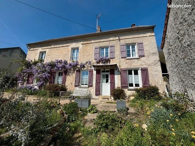 Maison 6 pièces 185 m²