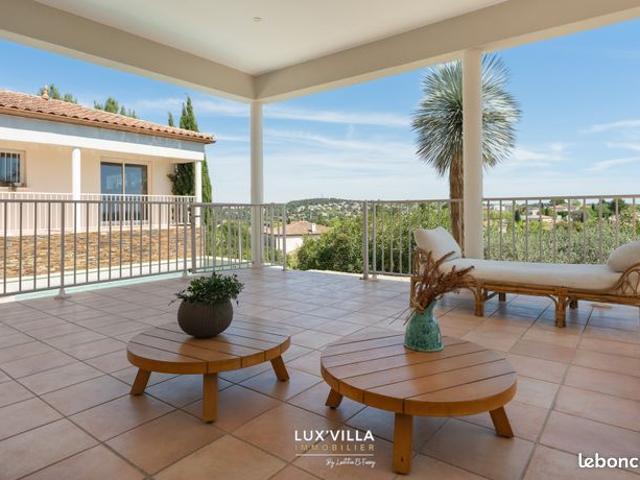 Maison 6 pièces 185 m²