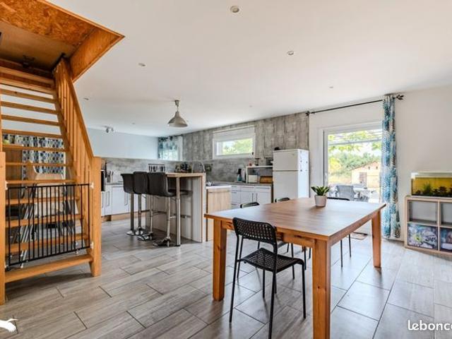 Maison 6 pièces 185 m²