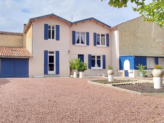 Maison 6 pièces 185 m²