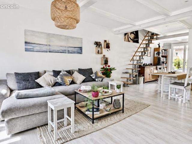 Maison 6 pièces 185 m²