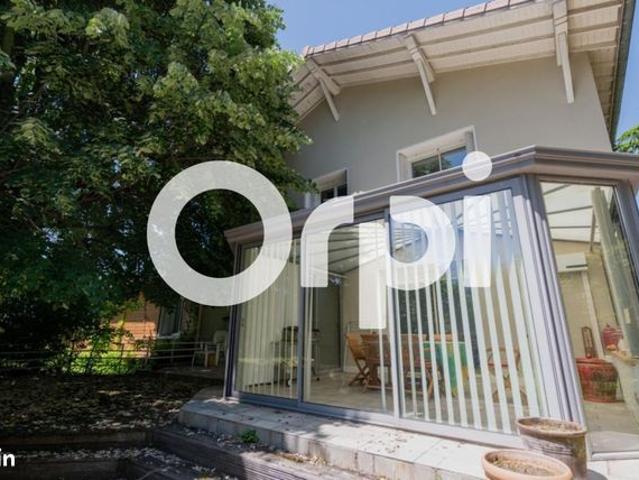 Maison 6 pièces 185 m²