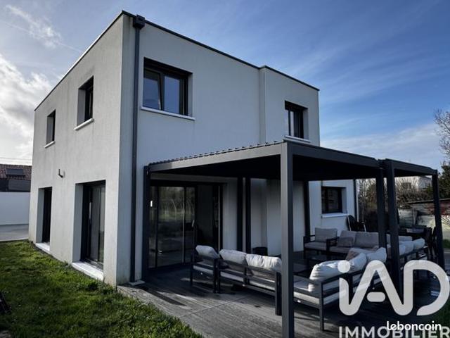 Maison 6 pièces 185 m²