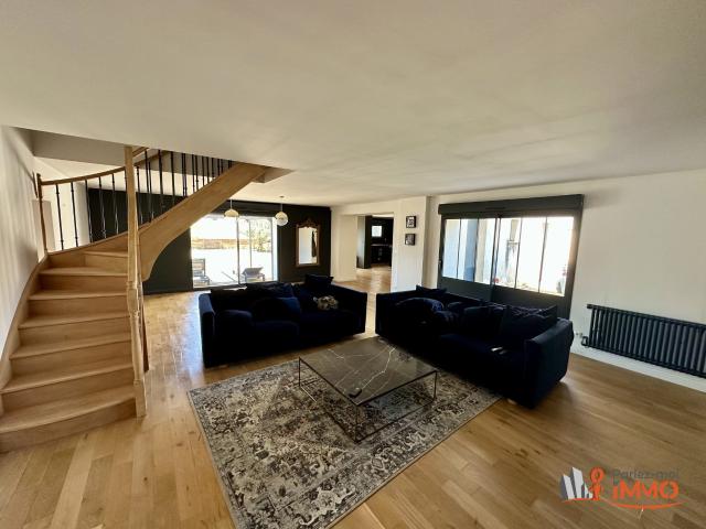Maison 6 pièces 185 m²