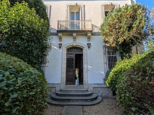 Maison 6 pièces 185 m²