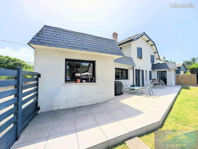 Maison 6 pièces 185 m²