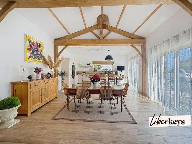 Maison 6 pièces 185 m²