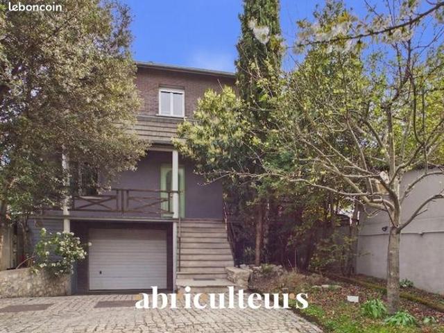 Maison 6 pièces 185 m²