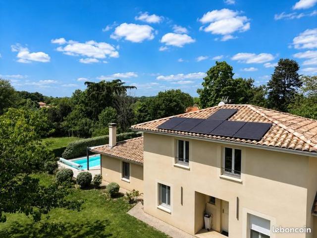 Maison 6 pièces 185 m²