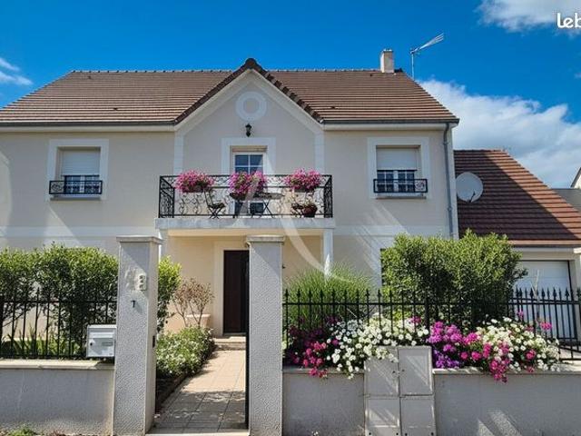 Maison 6 pièces 185 m²
