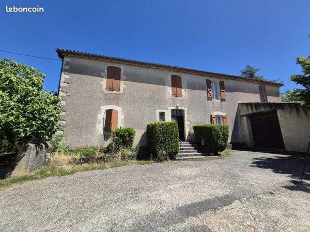 Maison 6 pièces 185 m²