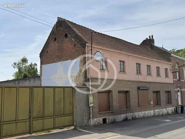 Maison 6 pièces 185 m²
