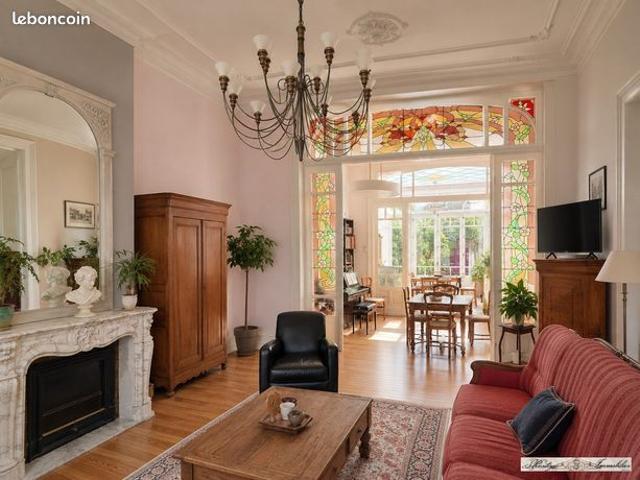 Maison 6 pièces 185 m²