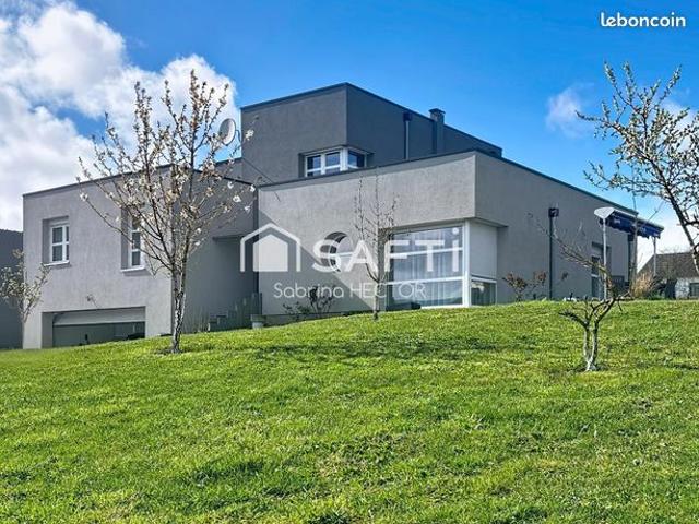 Maison 6 pièces 185 m²