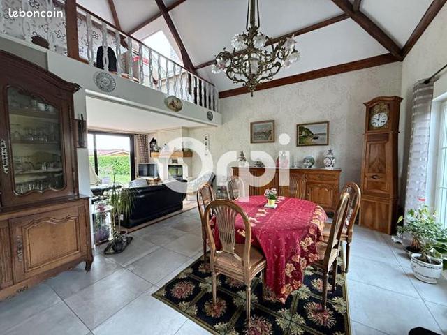 Maison 6 pièces 185 m²