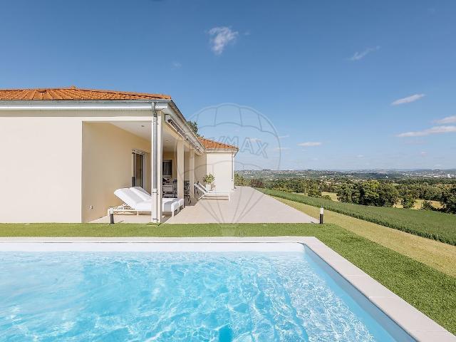 Maison 6 pièces 185 m²