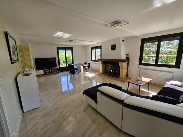 Maison 6 pièces 185 m²