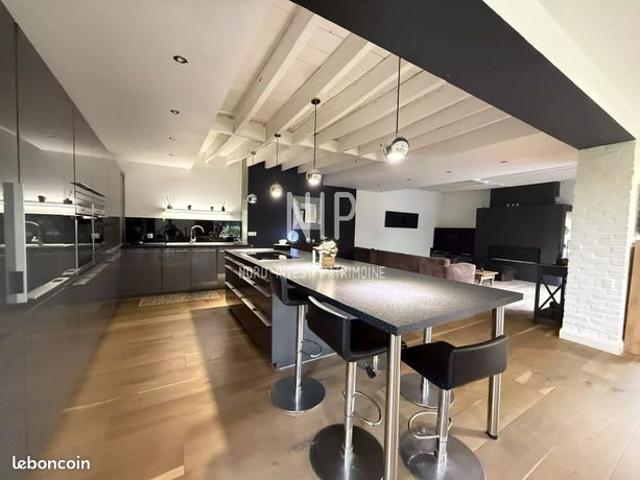 Maison 6 pièces 185 m²