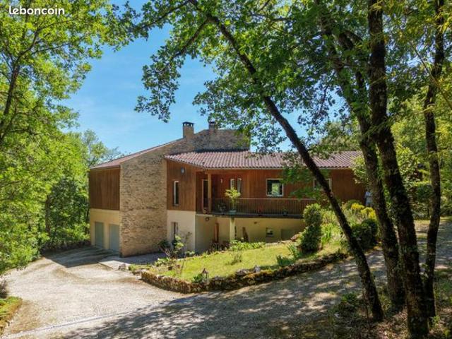 Maison 6 pièces 185 m²