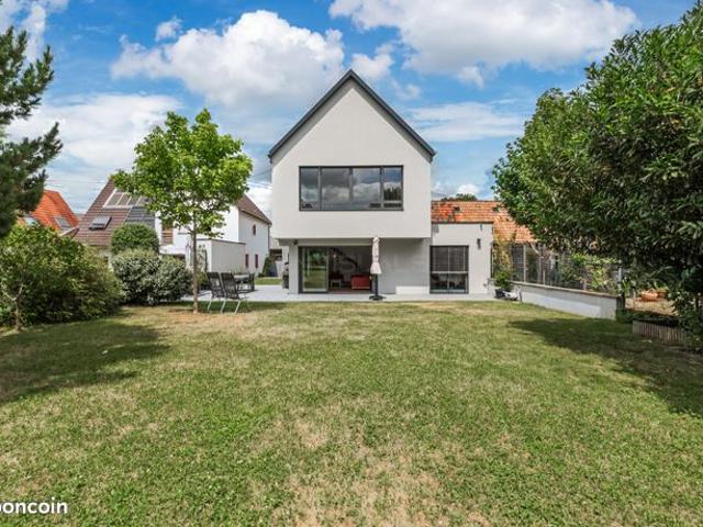 Maison 6 pièces 185 m²