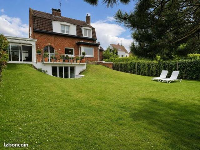 Maison 6 pièces 185 m²